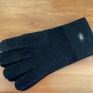 NWT Ugg men’s knit tech gloves
